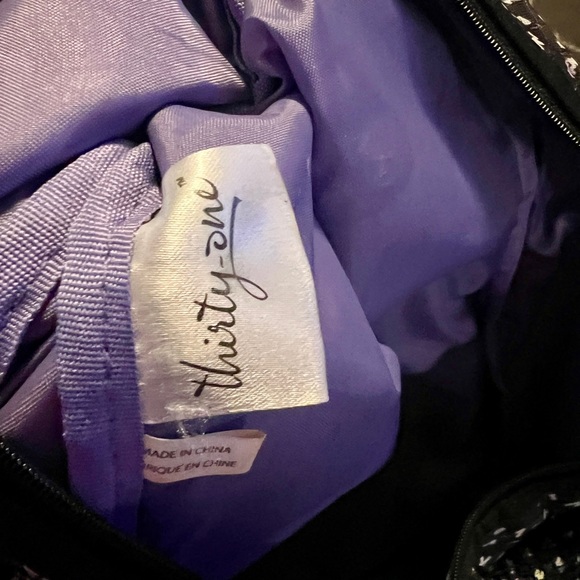 Thirty one crossbody sling backpack - Picture 4 of 9